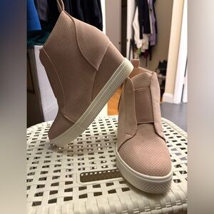 Women's Pink Wedge Sneakers